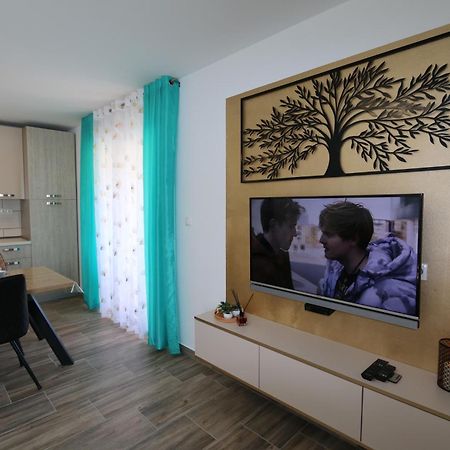 Apartments Mirjana Šilo Eksteriør bilde